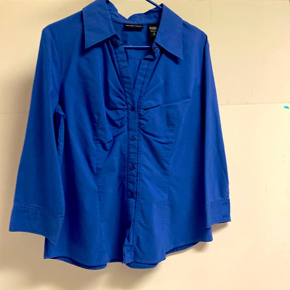 Ladies button down top